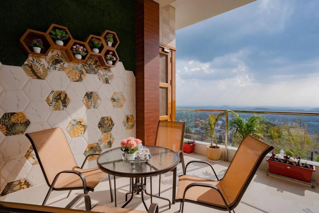 The Sage Villa - Luxury Homestay In Дехрадун Екстериор снимка